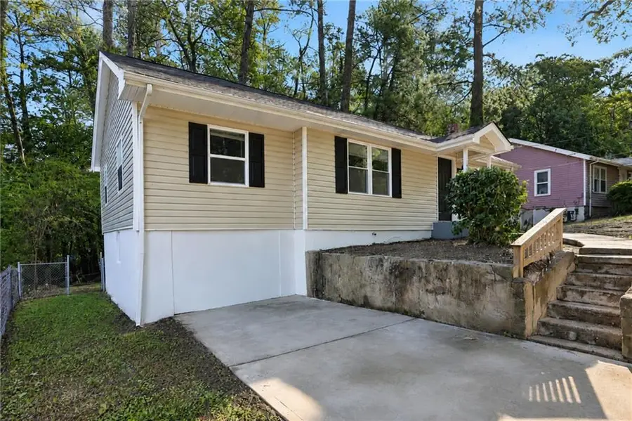 1393 Northwest Drive Nw, Atlanta, GA 30318 - #3
