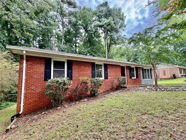 206 Mona Place, Dallas, GA 30132