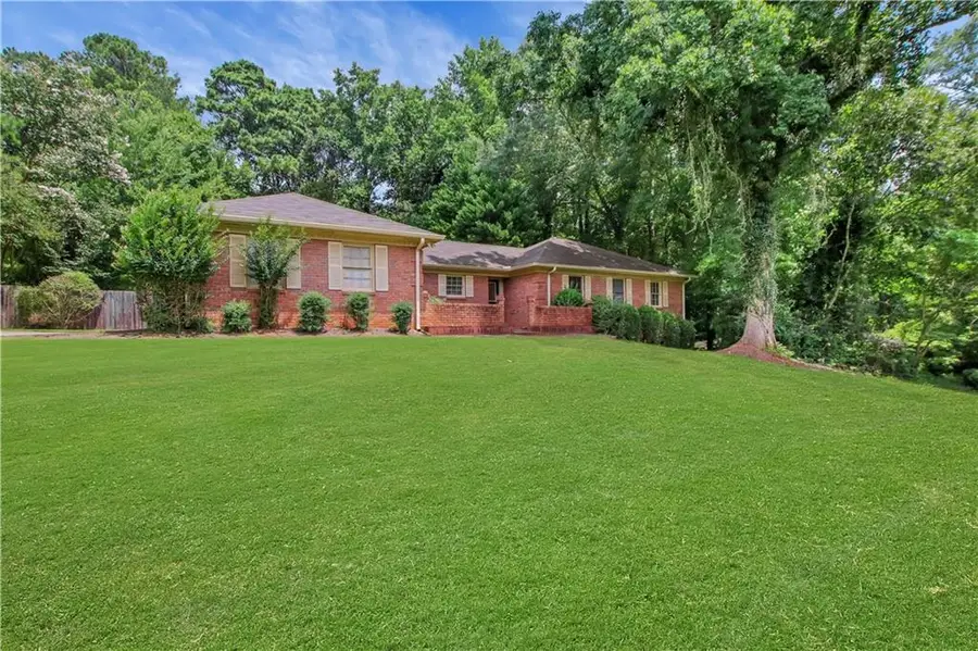2020 Heatherdale Lane Sw, Marietta, GA 30064 - #2