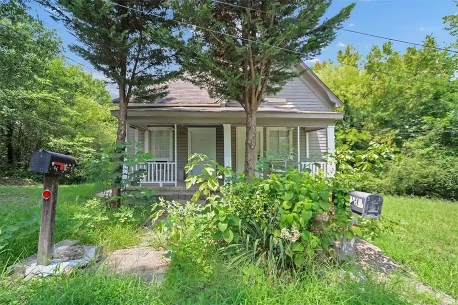 215 NE Smith Street Ne, Rome, GA 30161 - #3