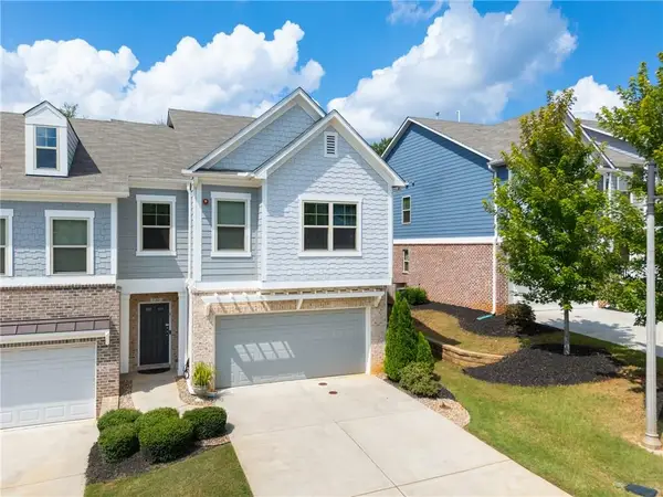 130 Maple Creek Way, Woodstock, GA 30188