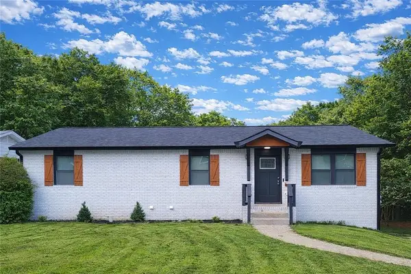 1385 Plaza Avenue Sw, Atlanta, GA 30310