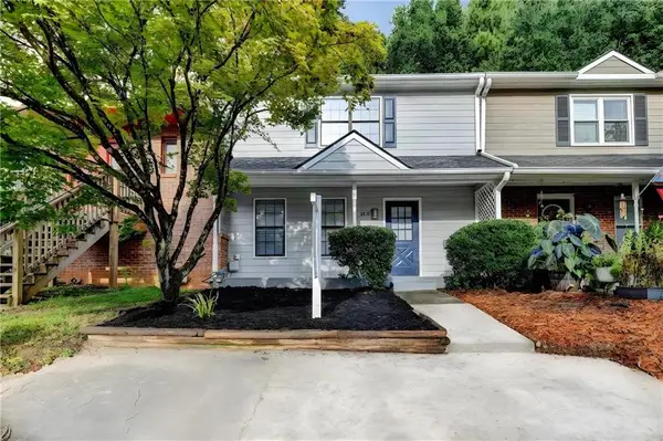 8030 Sand Wedge Circle Nw, Kennesaw, GA 30144