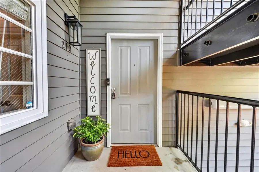 210 Creek View Lane #201, Roswell, GA 30075 - #3