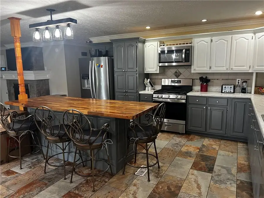 208 Kentucky Drive Ne, Calhoun, GA 30701 - #3