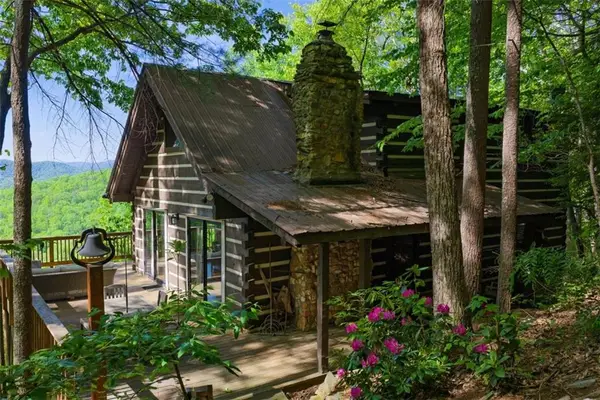 1049 Rockwater Road, Ellijay, GA 30536