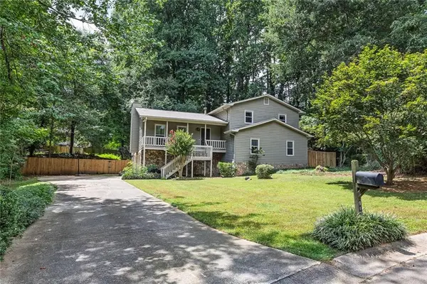 917 Andover Court, Woodstock, GA 30188
