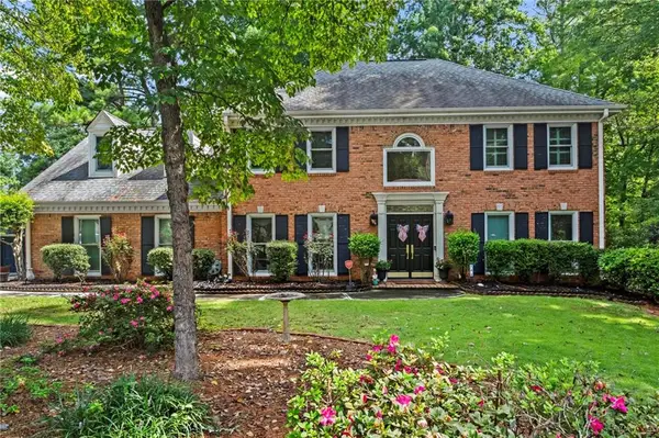 140 Lakeside Drive Nw, Kennesaw, GA 30144