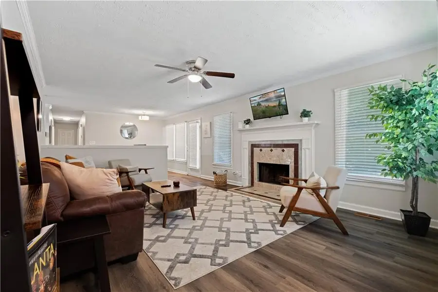 2671 Collier Drive Nw, Atlanta, GA 30318 - #2