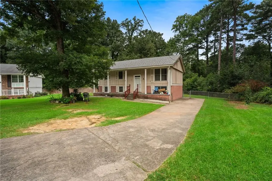 1140 Pineglen Drive, Riverdale, GA 30296 - #2