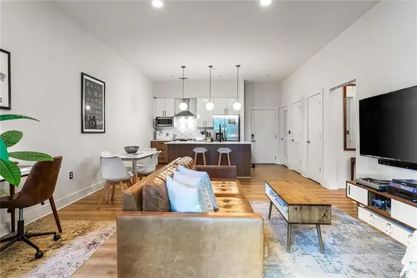 112 Rogers Street Ne #204, Atlanta, GA 30317