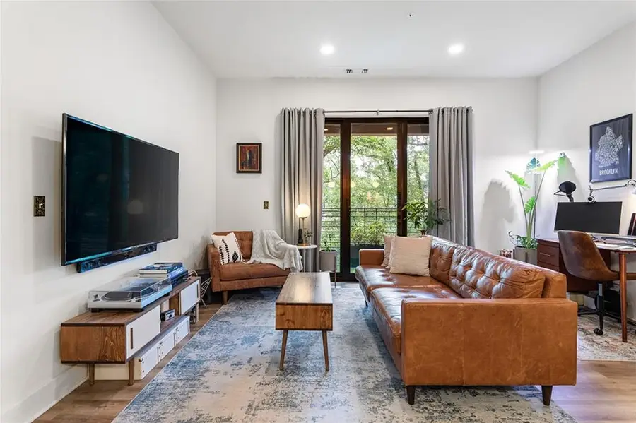 112 Rogers Street Ne #204, Atlanta, GA 30317 - #2