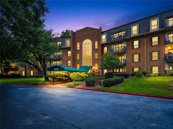 28402 Plantation Drive Ne, Atlanta, GA 30324