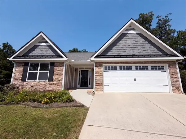 211 Logan Creek Lane, Dallas, GA 30132