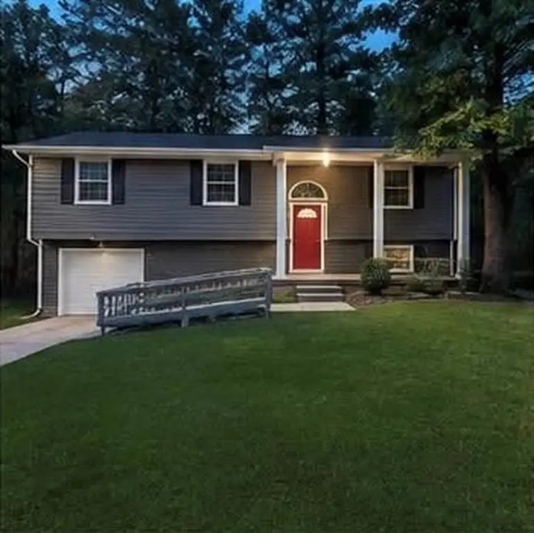 2153 Cherokee Valley Circle, Lithonia, GA 30058 - #1