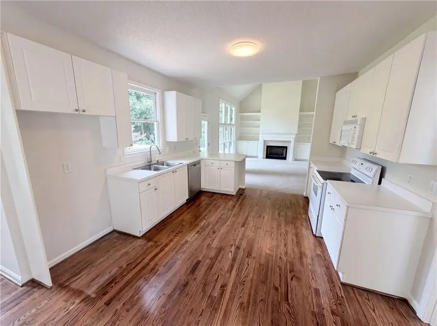 1001 Parkland Run Se, Smyrna, GA 30082 - #2