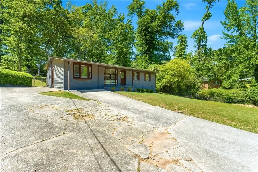 2725 Shoreland Drive Sw, Atlanta, GA 30331 - #3