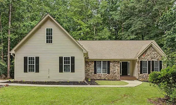 590 S Alexander Creek Road, Newnan, GA 30263