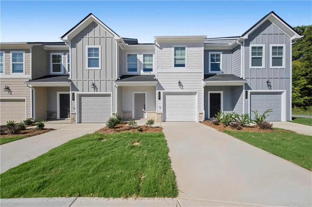 327 Rolling Green Road, Adairsville, GA 30103 - #1