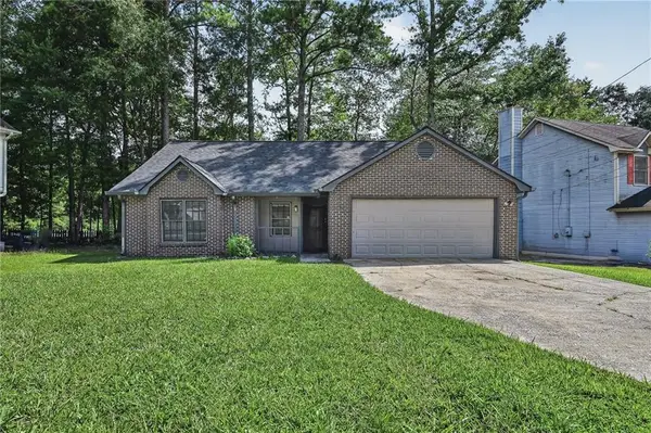 7185 Nunn Woods Way, Fairburn, GA 30213
