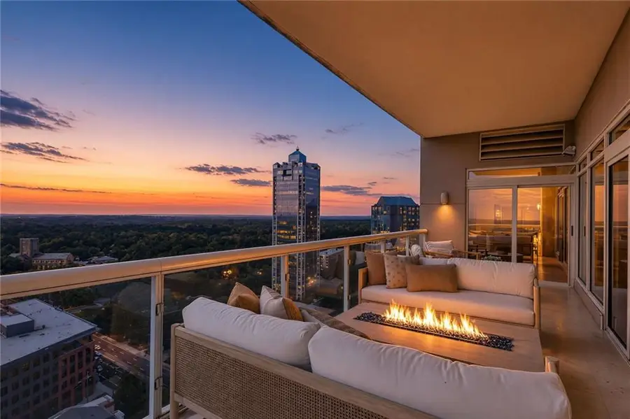 2881 Peachtree Road Ne #2304, Atlanta, GA 30305 - #2