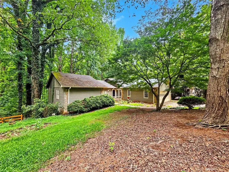 1740 Deer Run Drive Sw, Conyers, GA 30094 - #2