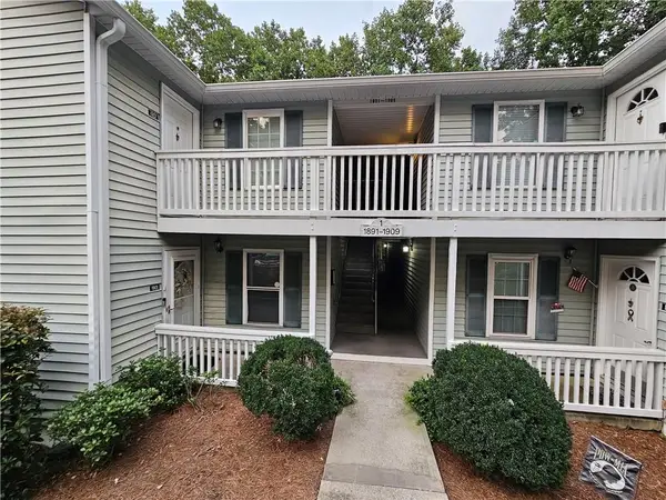 1909 Brian Way, Decatur, GA 30033