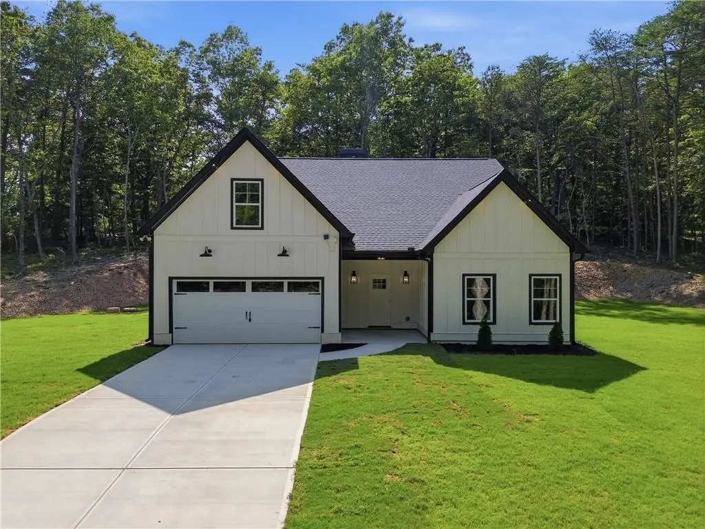 539 E Valley Road Ne, Rydal, GA 30171 - #1