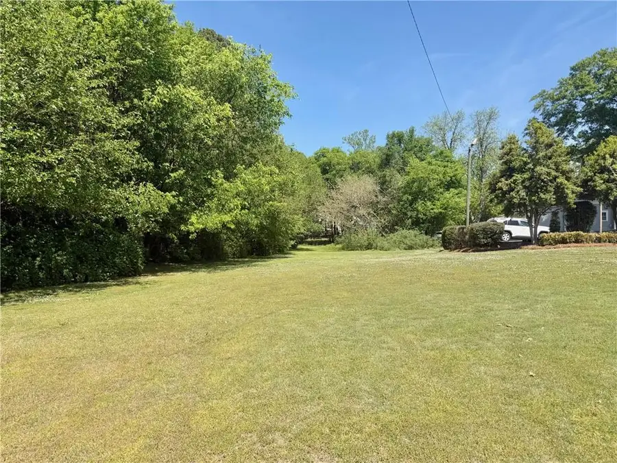 207 W Main Street, Adairsville, GA 30103 - #2