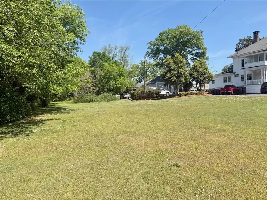 207 W Main Street, Adairsville, GA 30103 - #3