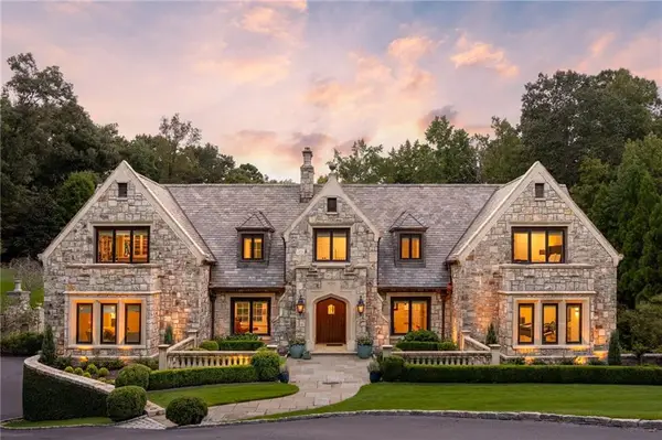 1919 River Forest Road Nw, Atlanta, GA 30327