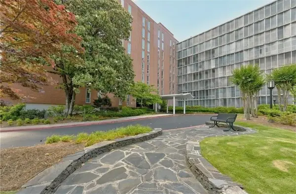 3060 Pharr Court Nw #822, Atlanta, GA 30305