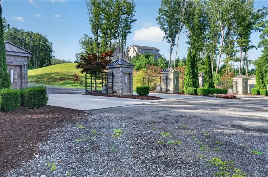 292 Highgrove Drive, Talking Rock, GA 30175 - #2
