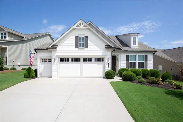 215 Silver Court, Hoschton, GA 30548