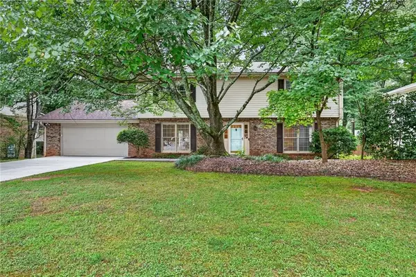 4682 Stonehenge Drive, Dunwoody, GA 30360