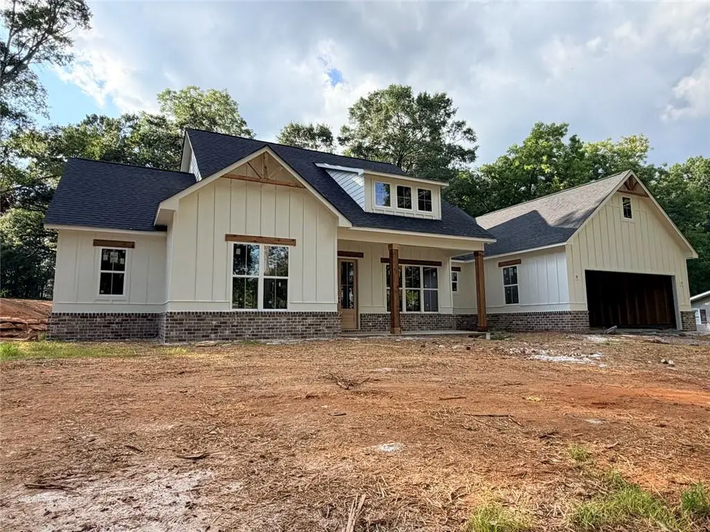 207 Walton Street, Loganville, GA 30052 - #1
