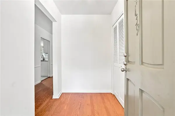 139 Woodmere Square Nw, Atlanta, GA 30327