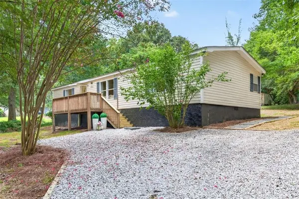 4740 New Horizon Drive, Loganville, GA 30052