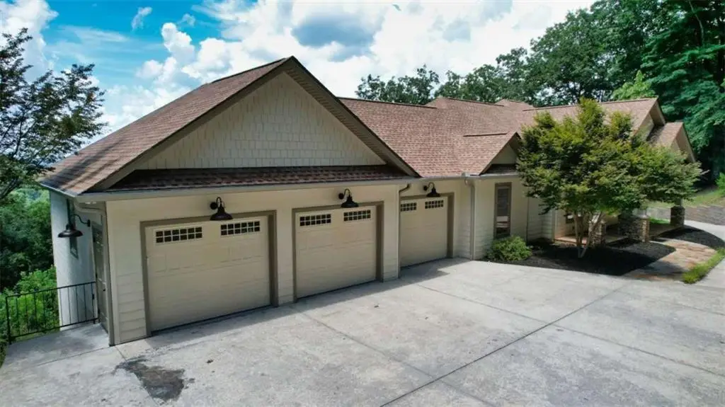 271 Highlands Dr, Clarkesville, GA 30523 - #1
