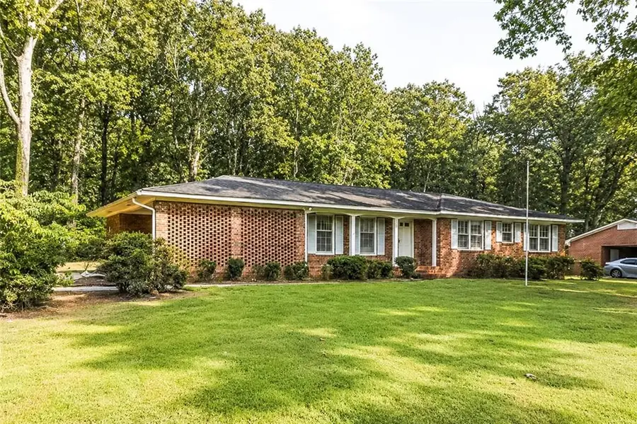 802 S Cherokee Road S, Social Circle, GA 30025 - #3