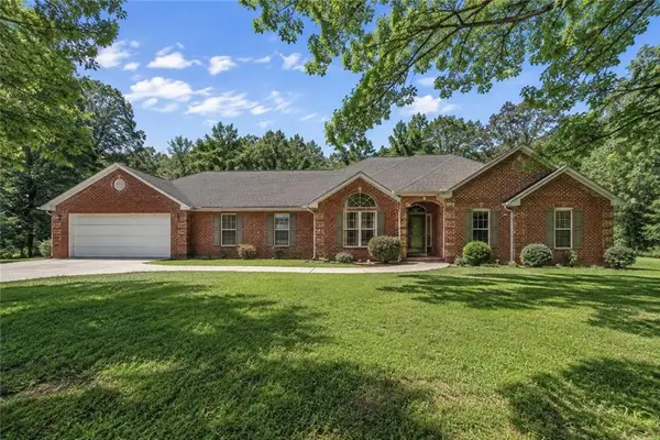 1041 Forest Hills Drive Se, Conyers, GA 30094