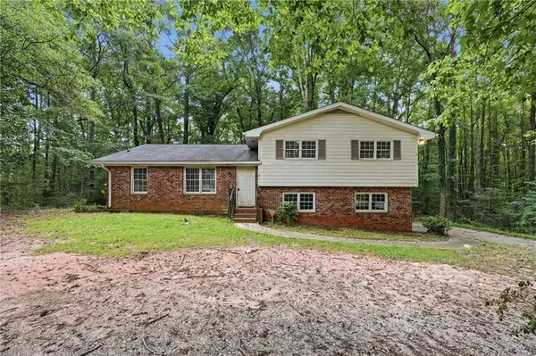 328 Fayette Villa Court, Fayetteville, GA 30214