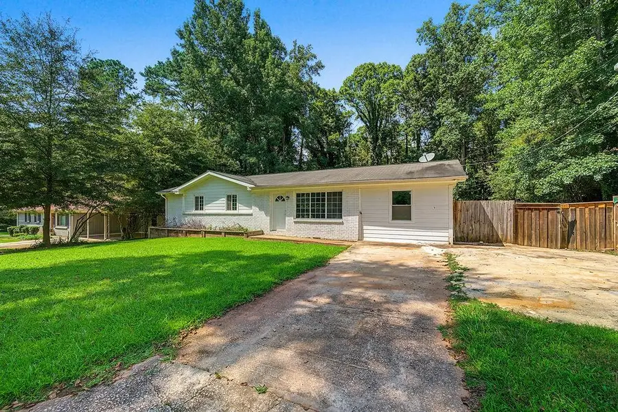 3740 Lavilla Drive, Powder Springs, GA 30127 - #3