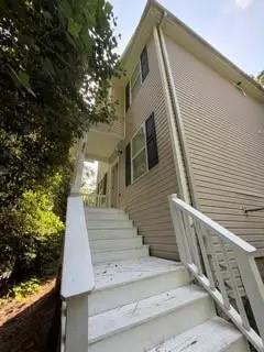 495 Fairlane Circle Nw, Atlanta, GA 30331
