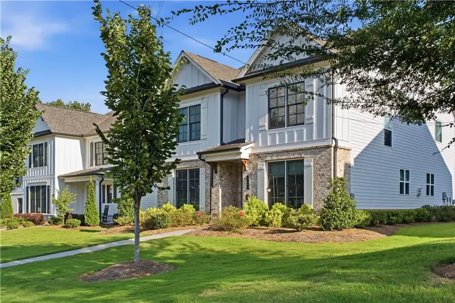 3241 Rockbridge Road, Avondale Estates, GA 30002 - #2