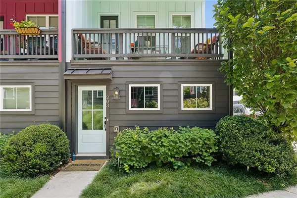 203 Color Circle, Atlanta, GA 30317