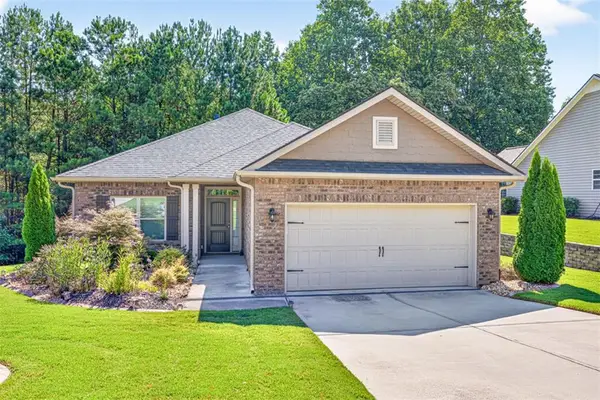 832 Hidden Hollow Circle, Commerce, GA 30529