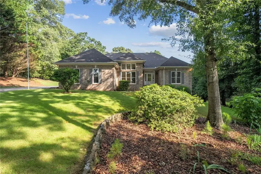 536 Peachtree Road, Hoschton, GA 30548 - #3