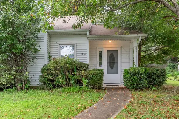 2250 Wellington Circle, Lithonia, GA 30058