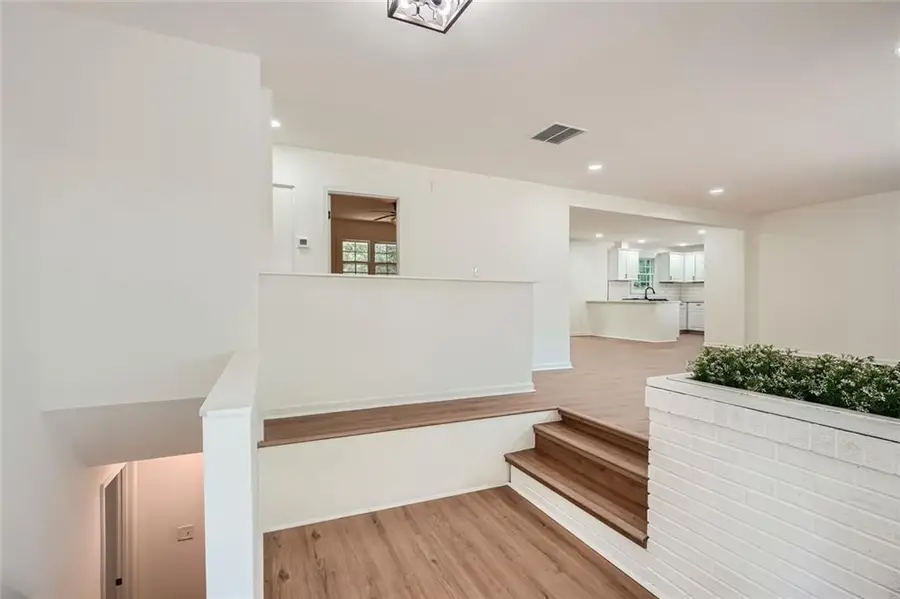 895 Kings Grant Drive Nw, Atlanta, GA 30318 - #3